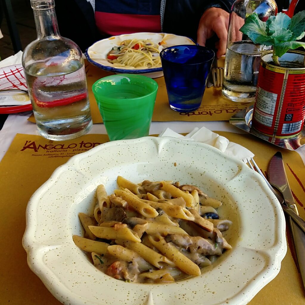 L'Angolo Tondo
